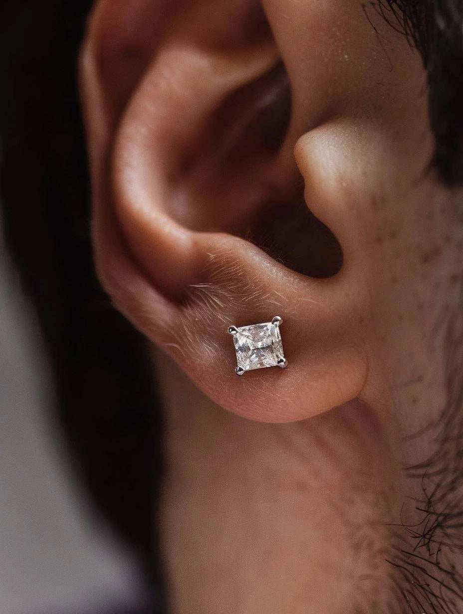 Iconic Ice Sqaure Stud