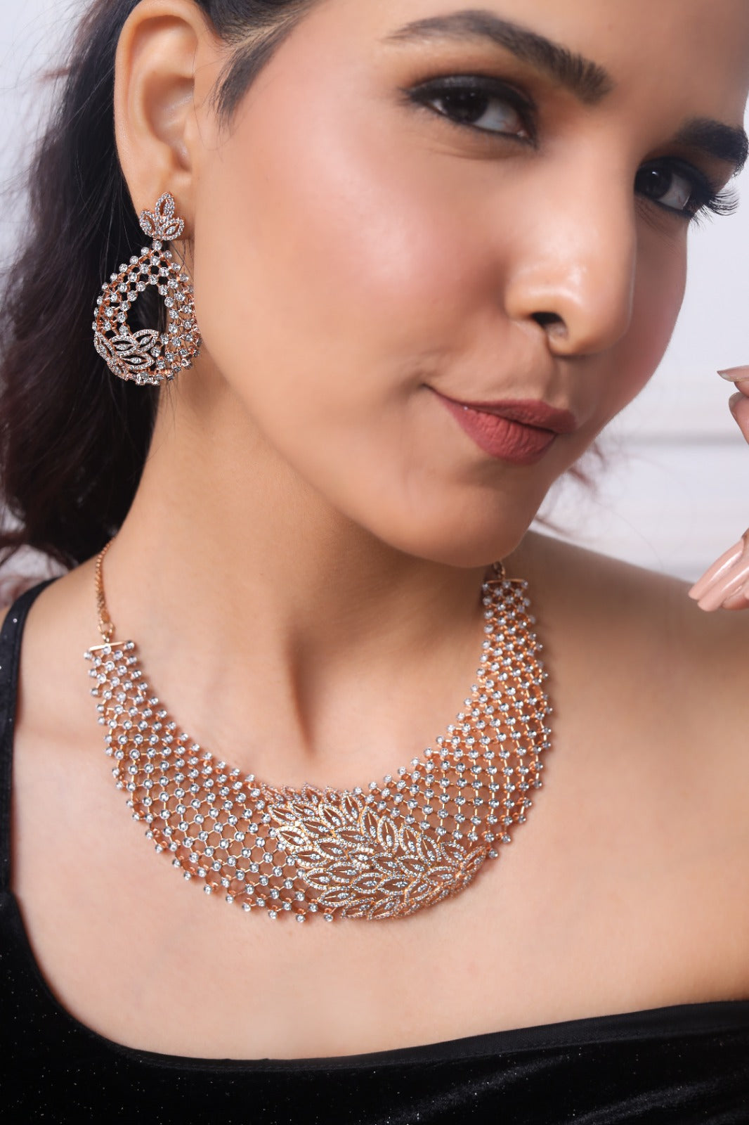 Rose Gold Lattice Drop Earring