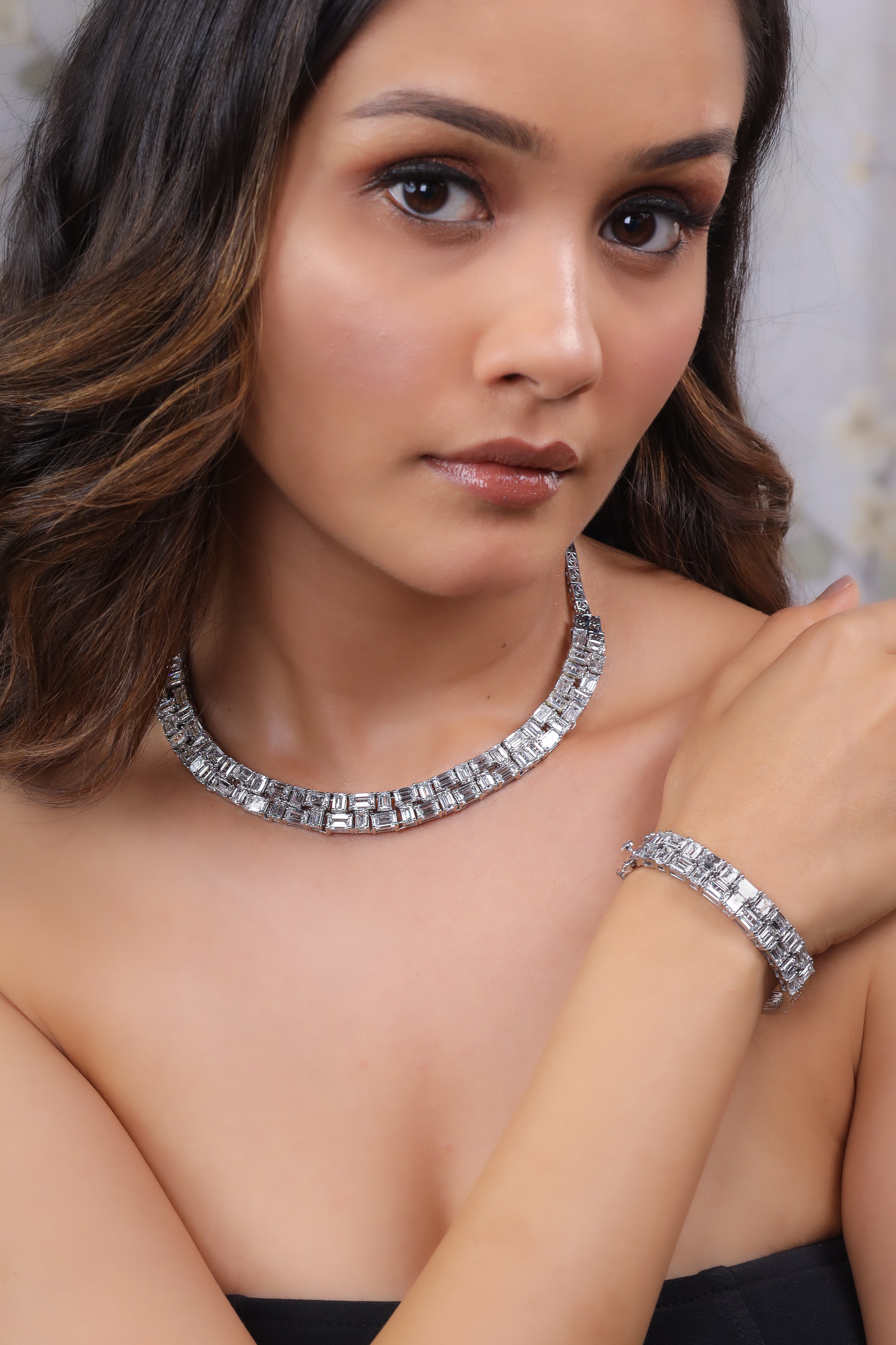 Statement Diamond Collar