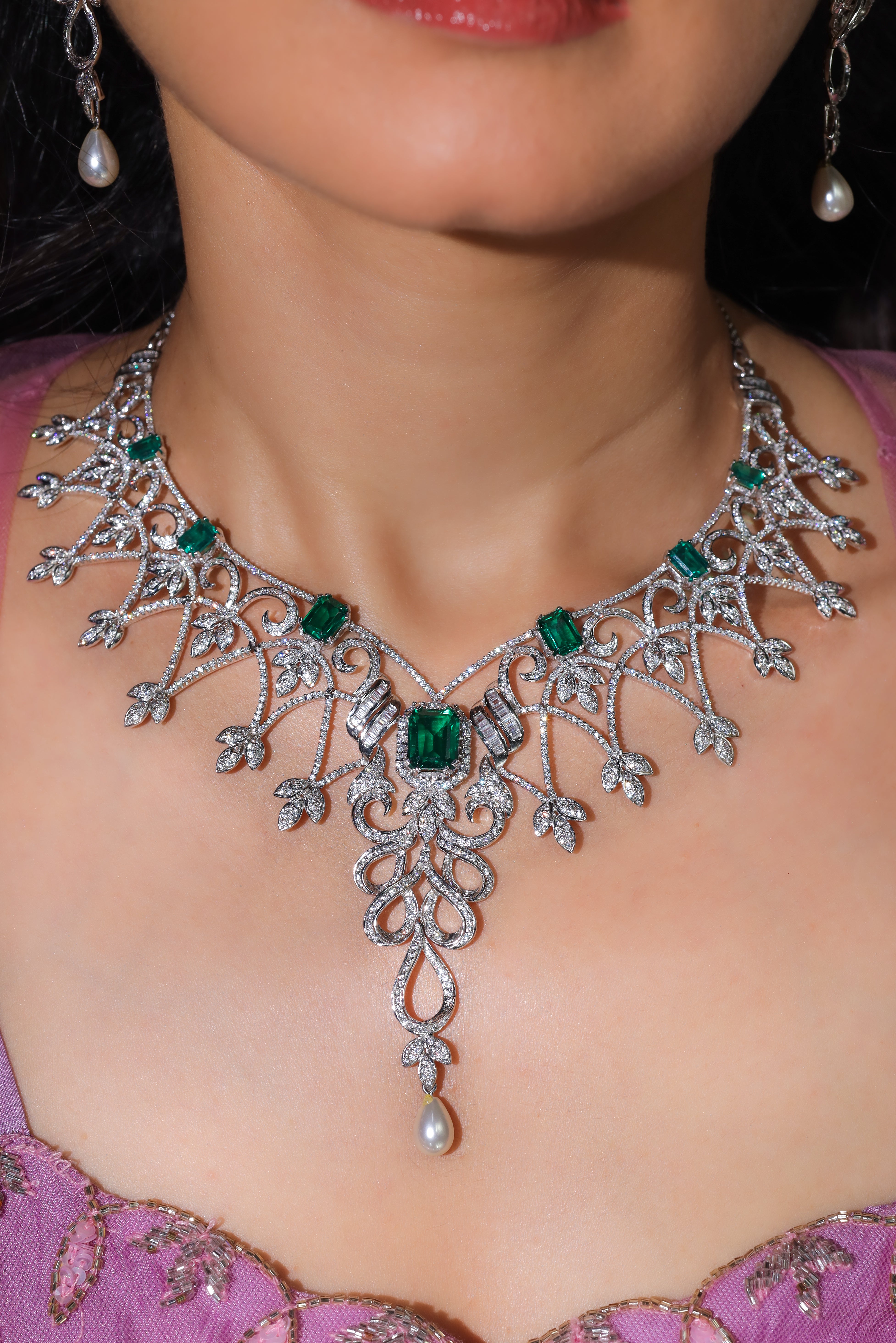 Emerald Crown Necklace