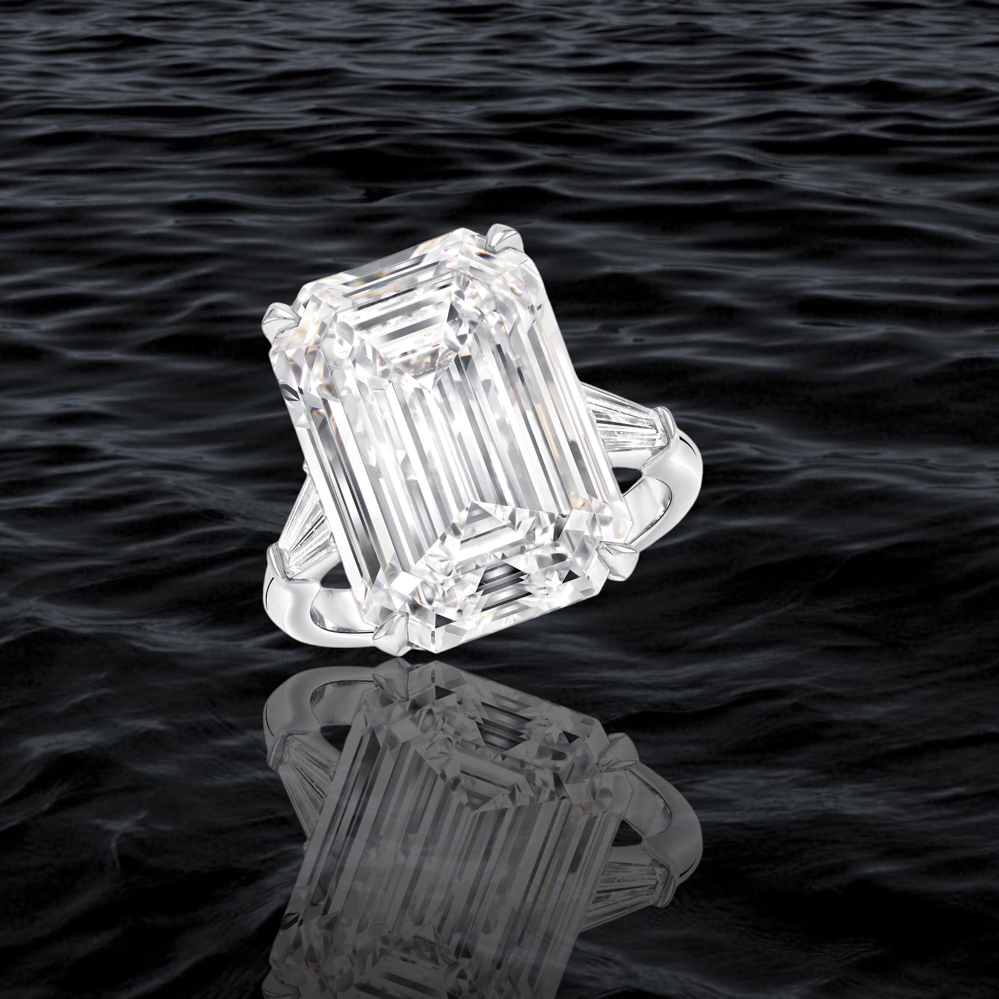 Luxe Asscher-Cut Ring