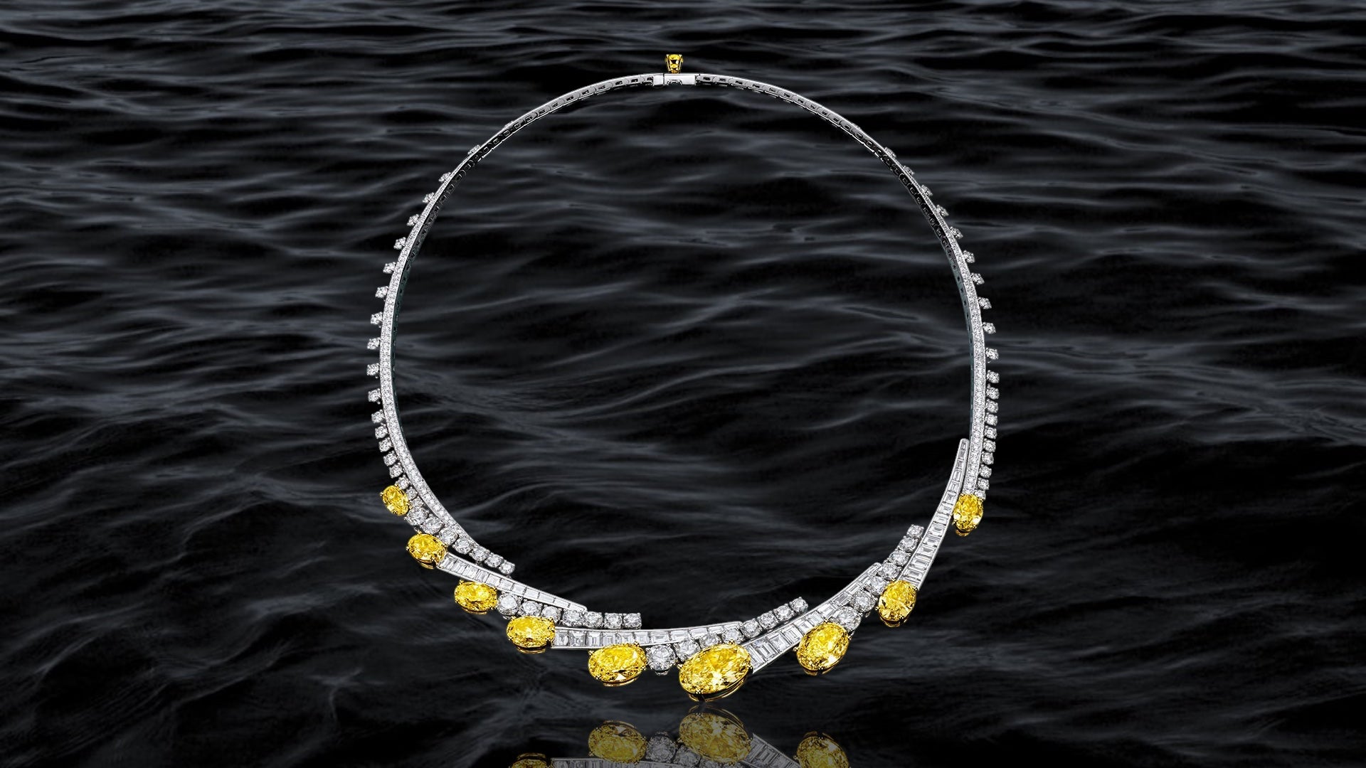 Refined Elegance Solitaire Necklace