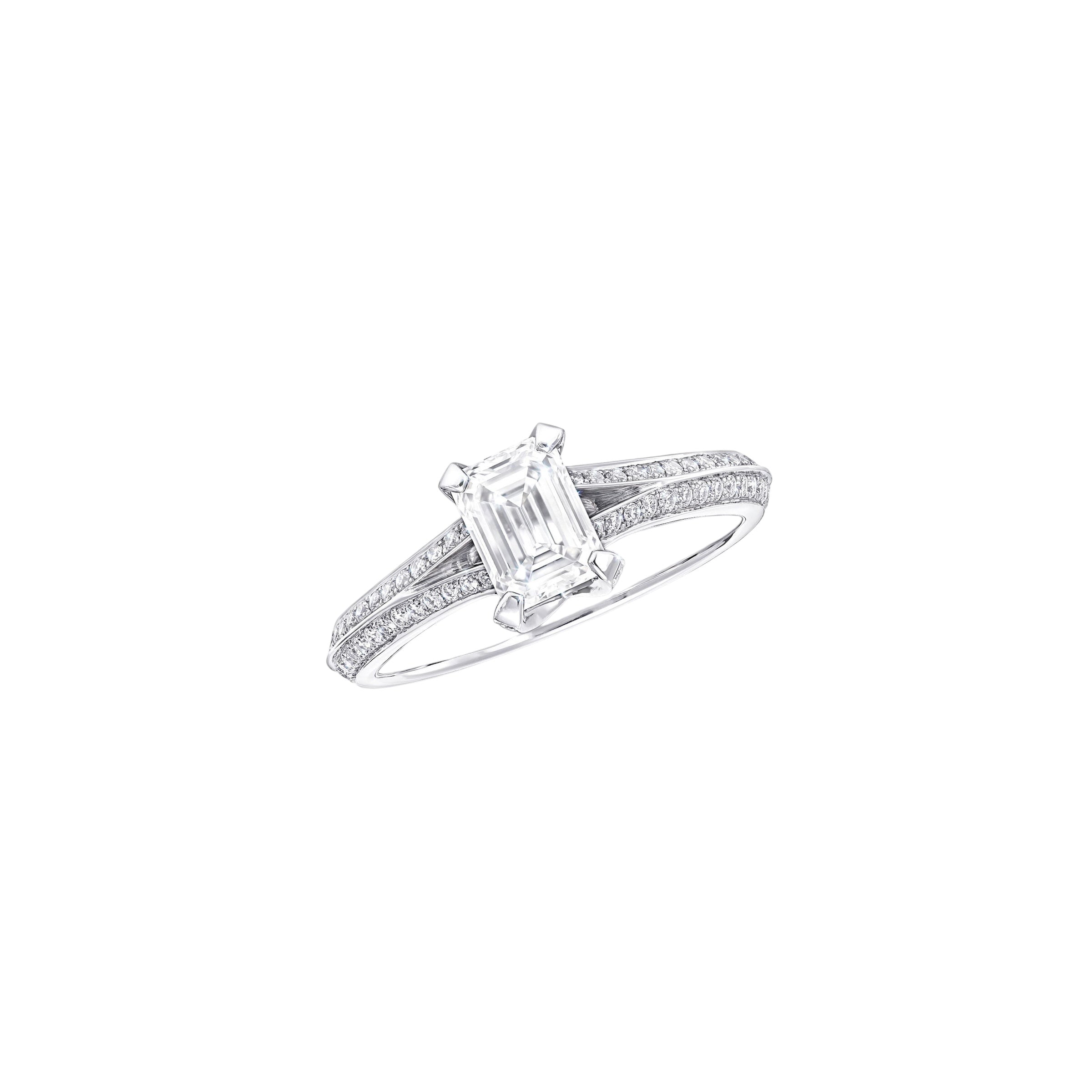 Crossed Shank Emerald Ring