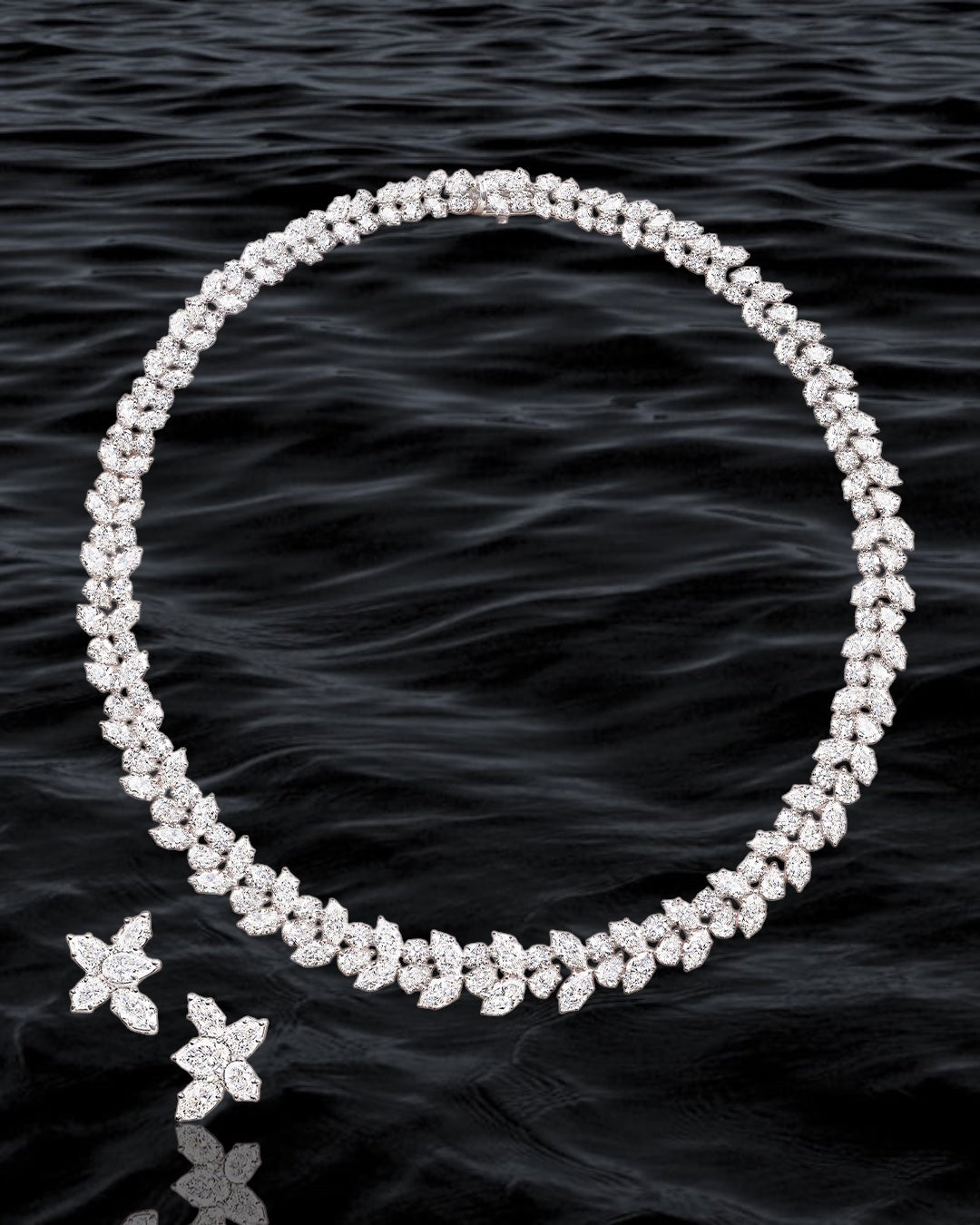 Elegant Floral Classic Necklace