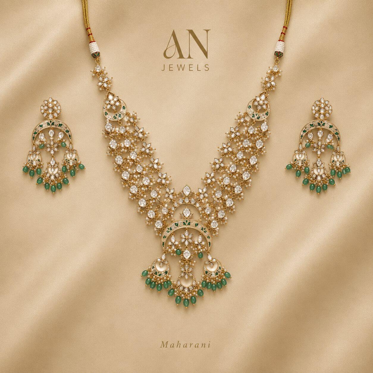 Royal Cascade Haar & Earrings
