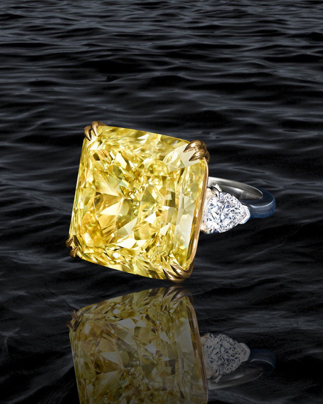 Midas Golden-Glow Ring