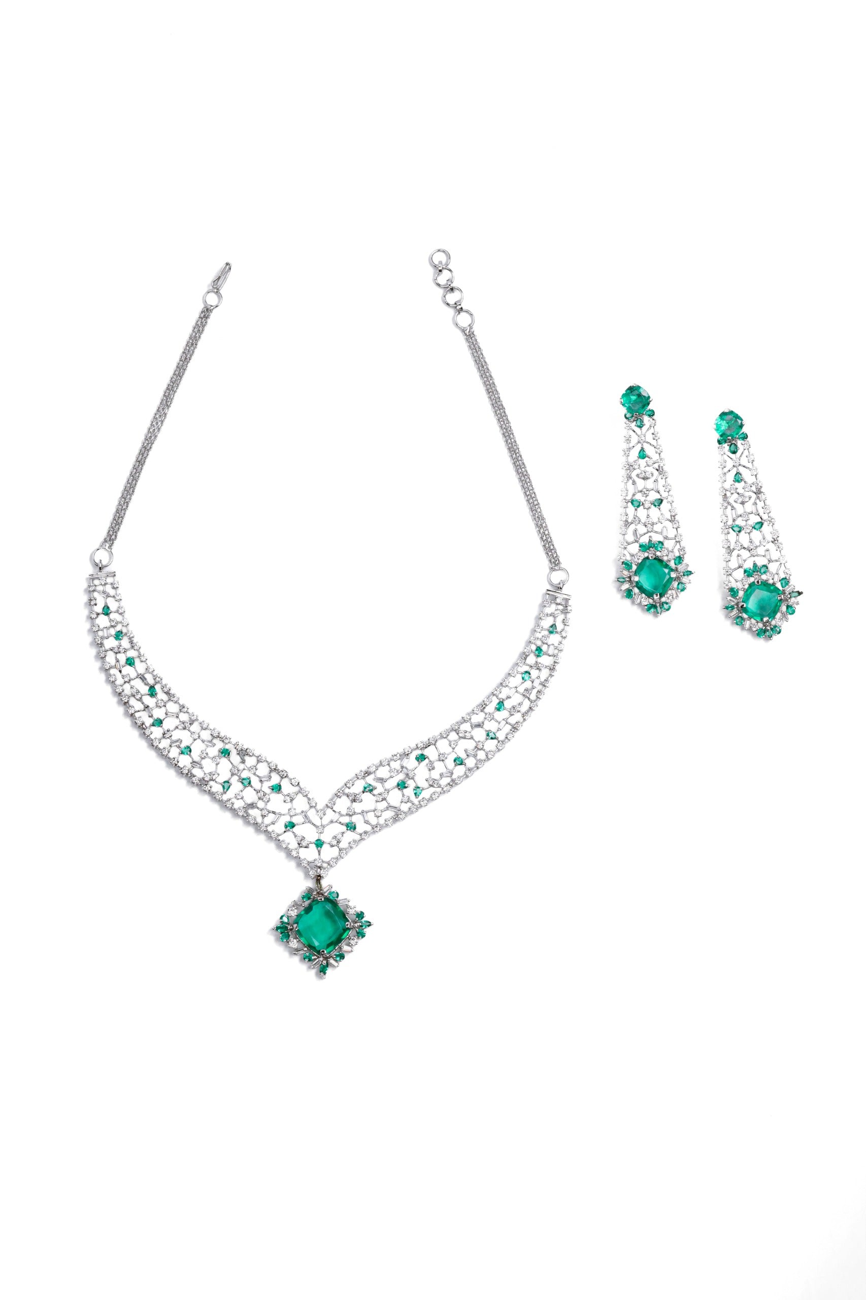 Green Diamond Necklace Set
