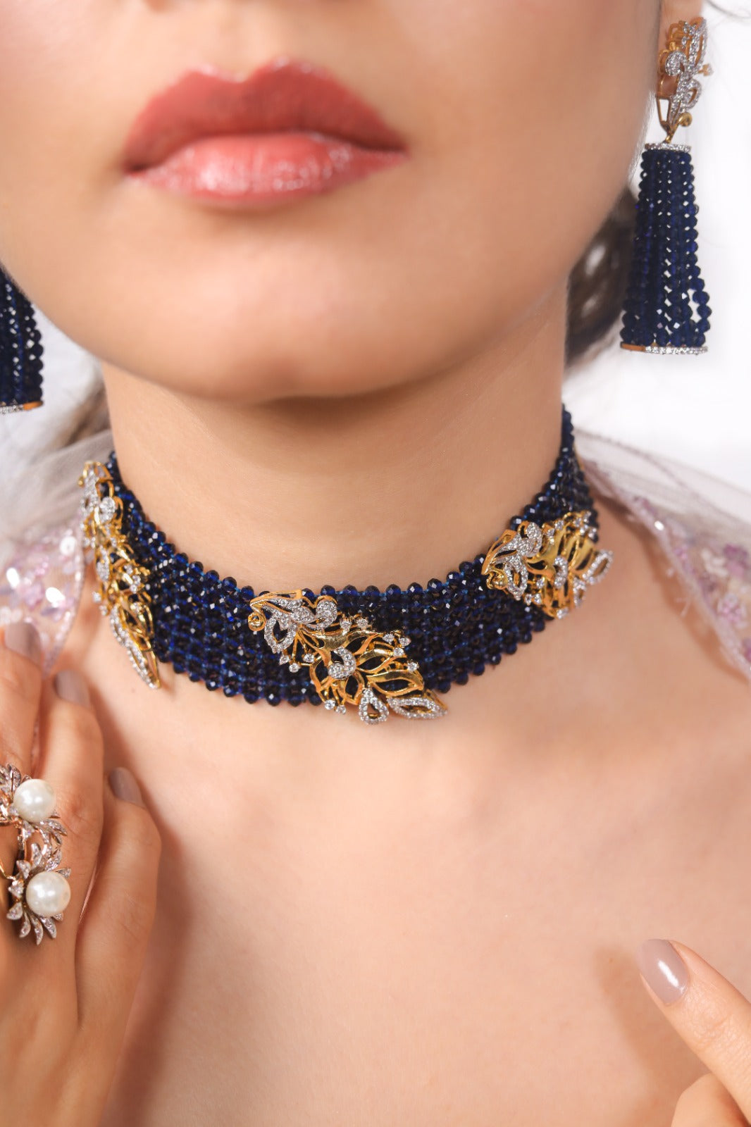 Midnight Bloom Collier