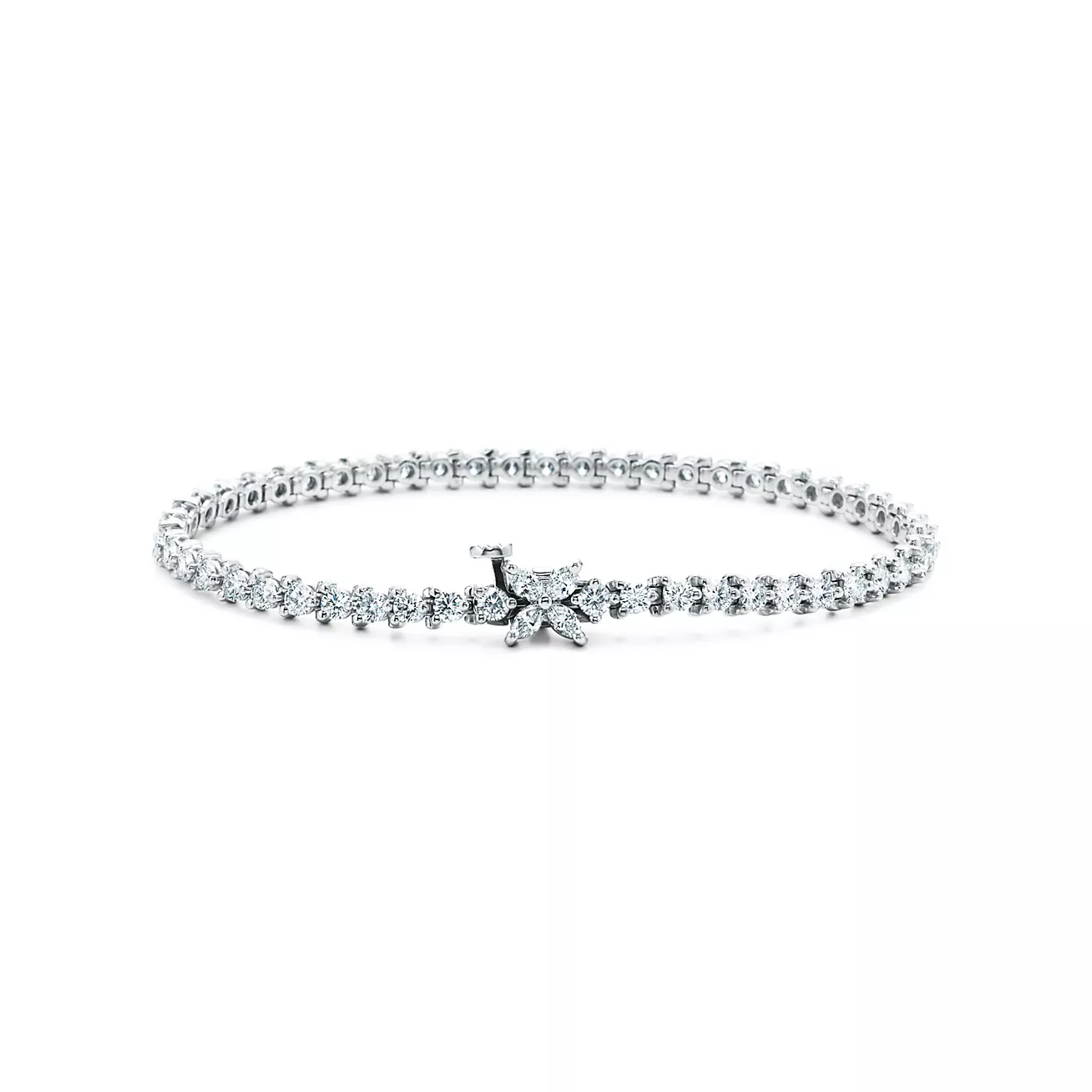 Sleek tennis bracelet
